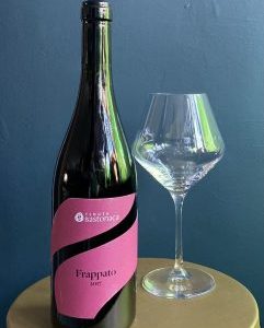 Studio image of Sicilia wine bottle shot u2013 Italian red wine u2013 buy Sicilia wine online in the UK u2013 premium Italian wine selection online