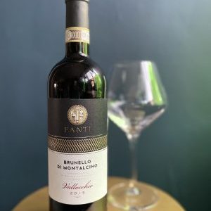 Studio image of Toscana wine bottle shot u2013 Italian red wine u2013 buy Toscana wine online in the UK u2013 buy Italian wine online