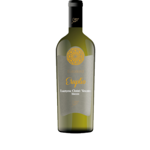 Studio image of Campania wine bottle shot u2013 Italian white wine u2013 buy Campania wine online in the UK