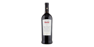 Studio image of Merlot Sicilia wine bottle shot u2013 Italian red wine u2013 buy Merlot Sicilia wine online in the UK u2013 order Italian wine with UK delivery