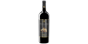 Studio image of Barbera wine bottle shot u2013 Italian red wine u2013 buy Barbera wine online in the UK