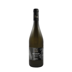 Studio image of Chardonnay wine bottle shot u2013 Italian white wine u2013 buy Chardonnay wine online in the UK