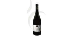 Studio image of Le Cimate Vignafante Umbria IGT Rosso u2013 Elegant Italian Red Blend wine bottle shot u2013 Italian red wine u2013 buy Le Cimate Vignafante Umbriau2026